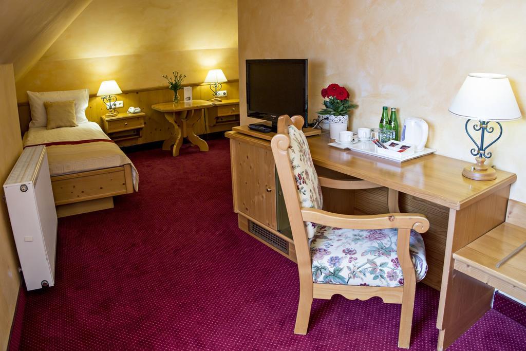 Hotel Pod Cizemka Sandomierz Bilik gambar